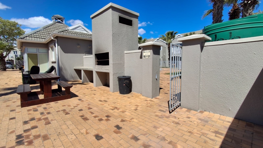 2 Bedroom Property for Sale in Townsend Estate Western Cape